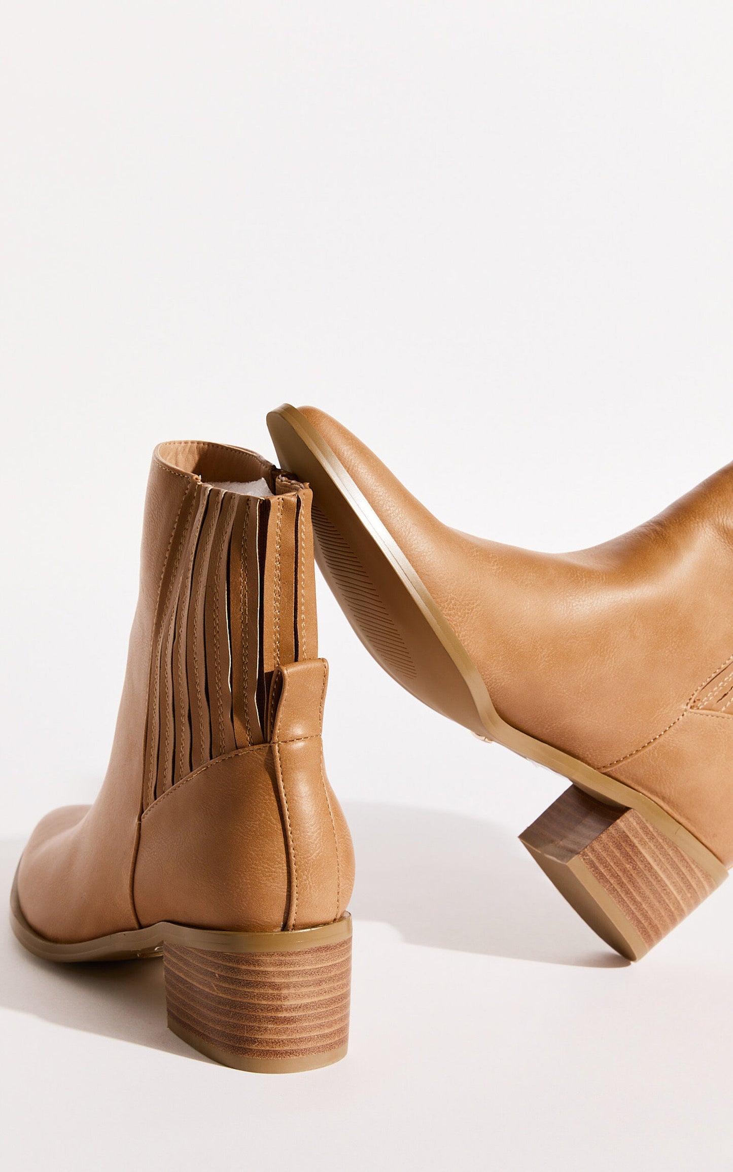 Billini - Xora Boots in Camel