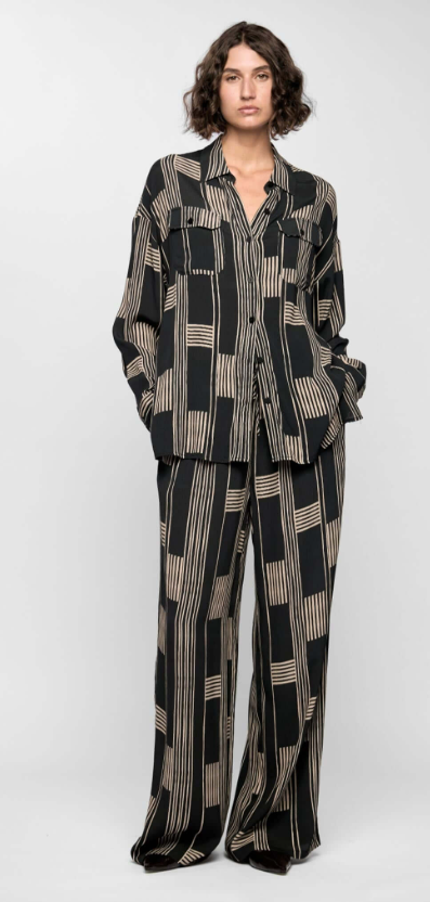 Staple the label - Marina Shirt