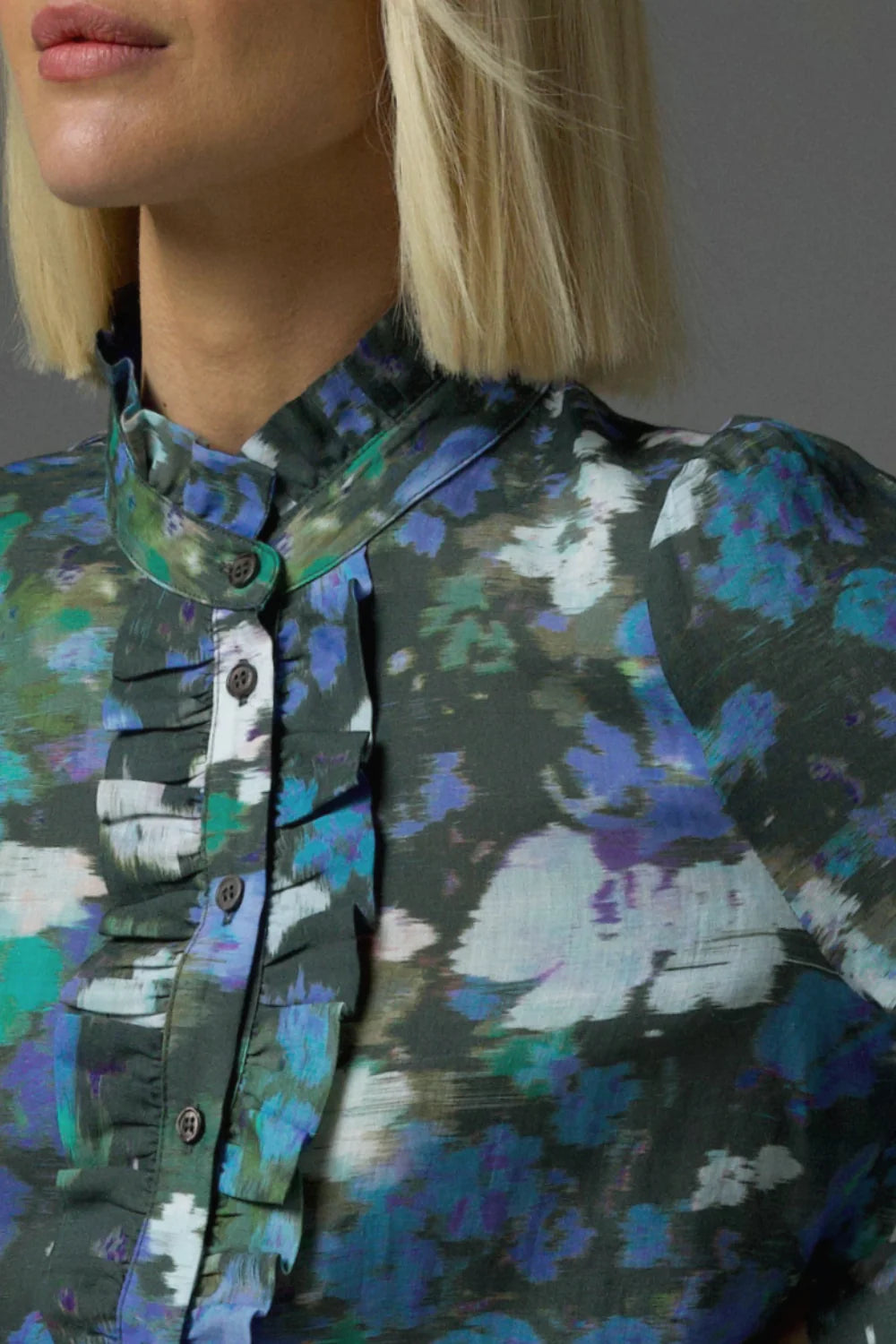 Zoe Kratzmann - dialect top - forest blur