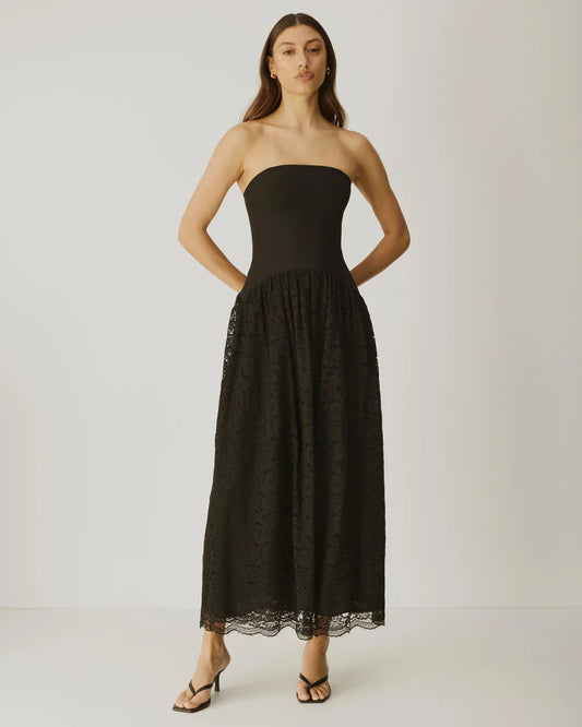 Atmos&Here - Carrier Lace Dress